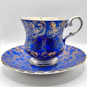 Elizabethan Fine China Teacup & Saucer Blue & Gold Floral Scroll | Excellent
